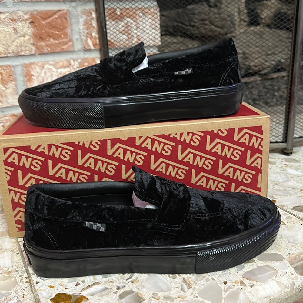 Vans classic slip on Skate Style 53 velvet black.